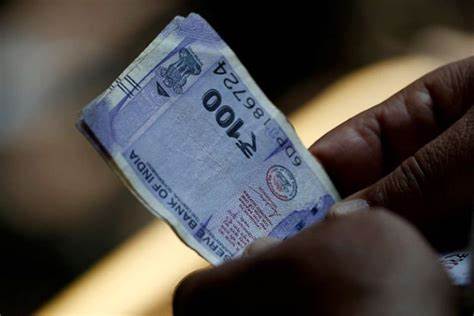 Rupee logs best week this year, aided by Fed cut, portfolio inflows