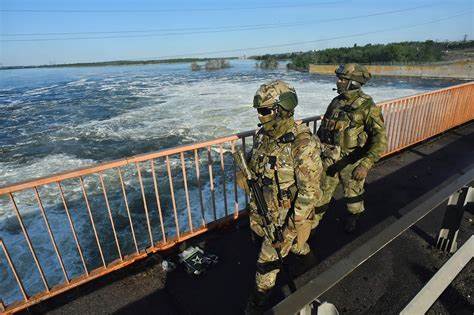 Nach heftigen russischen Angriffen : Ukraine warnt vor Wasserknappheit im Osten des Landes
