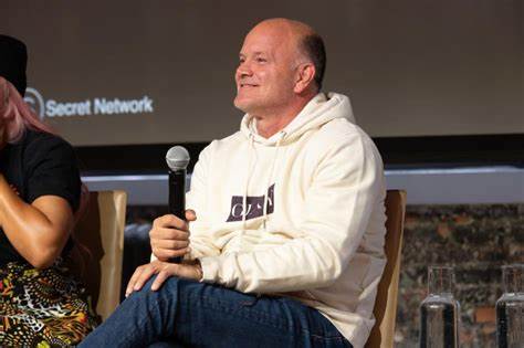 One-time 'Lunatic' crypto booster Mike Novogratz says he was 'darn wrong' about the 'full-fledged credit crisis' - Fortune